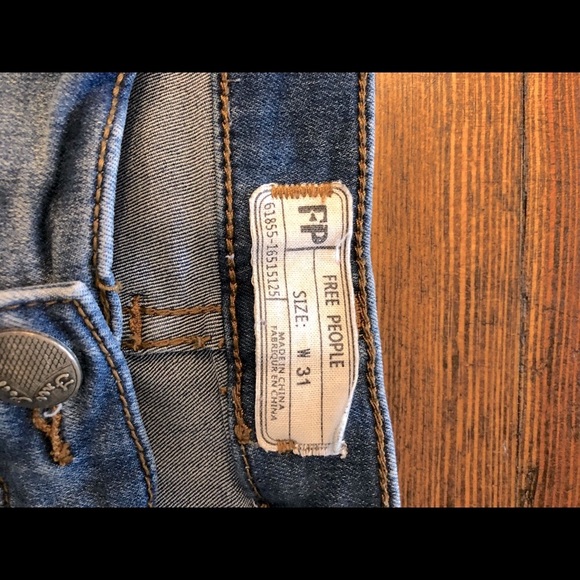 Free People Mid Rise Skinny Jeans - Picture 2 of 5